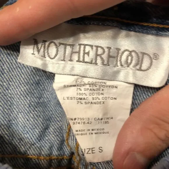 3For$20 jeans size small maternity - Picture 3 of 4